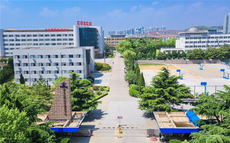 70青岛远洋船员职业学院.jpg