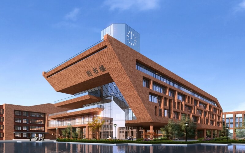 71青岛工程职业学院.jpg