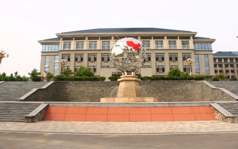 88烟台文化旅游职业学院.jpg